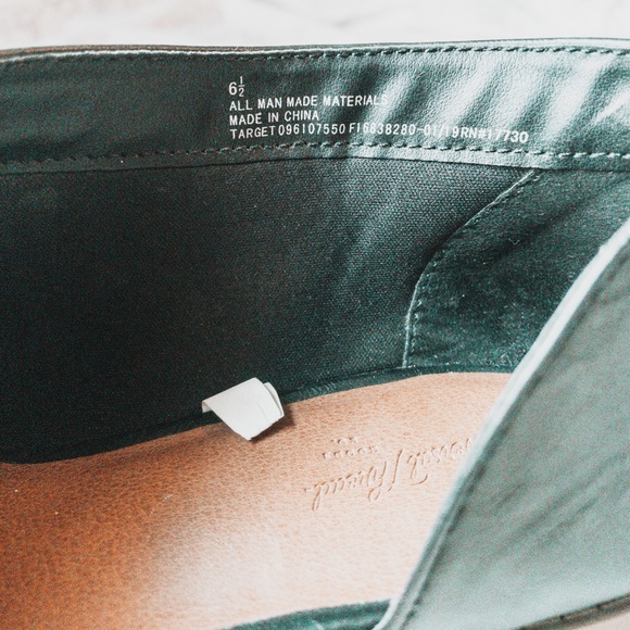 Universal Thread Booties 6.5 - Picture 4 of 4